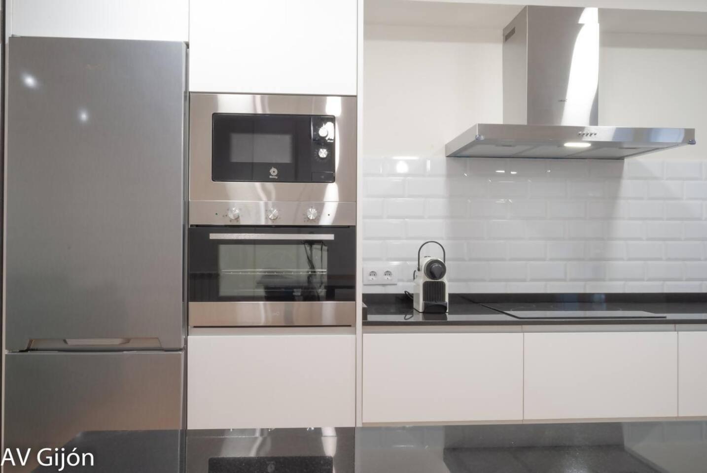 Apartamento La Playa 17 Gijón Kültér fotó
