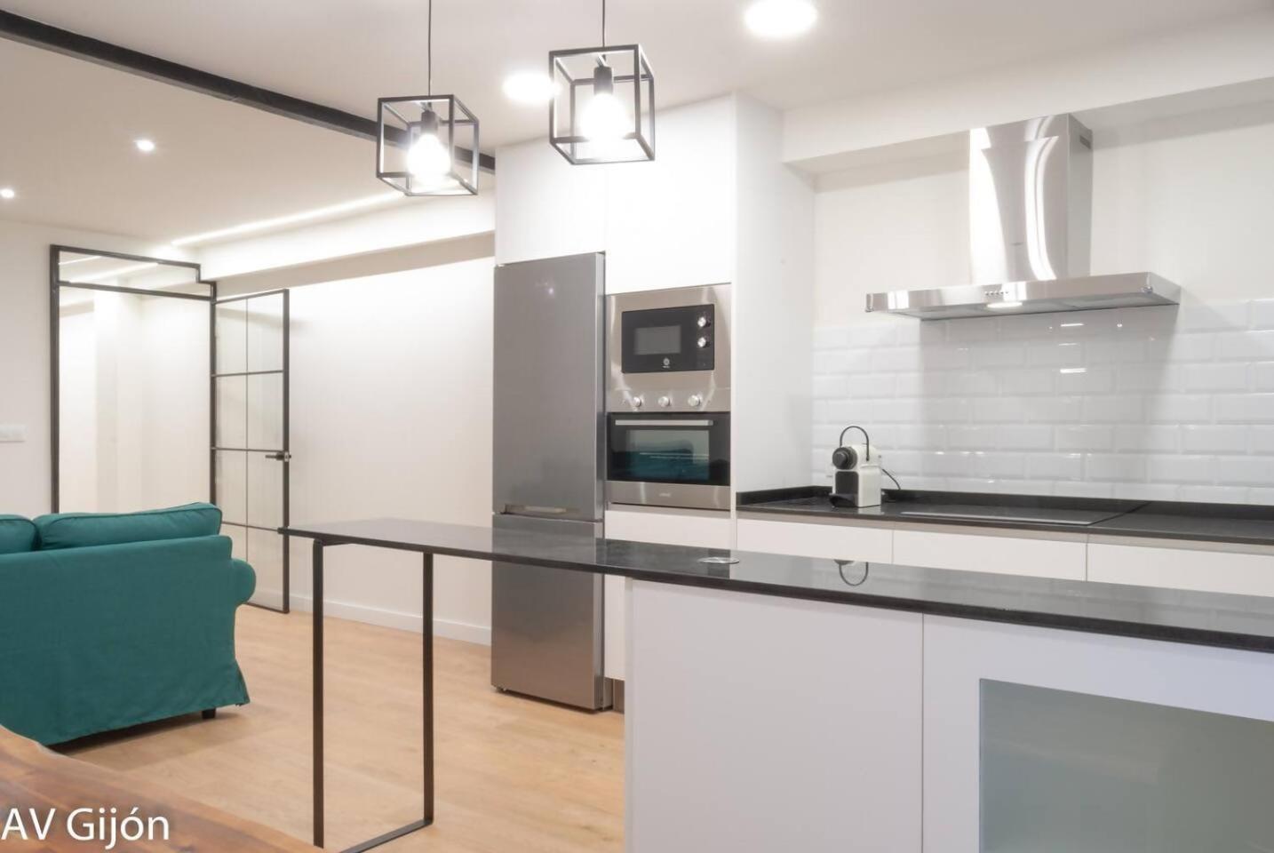 Apartamento La Playa 17 Gijón Kültér fotó