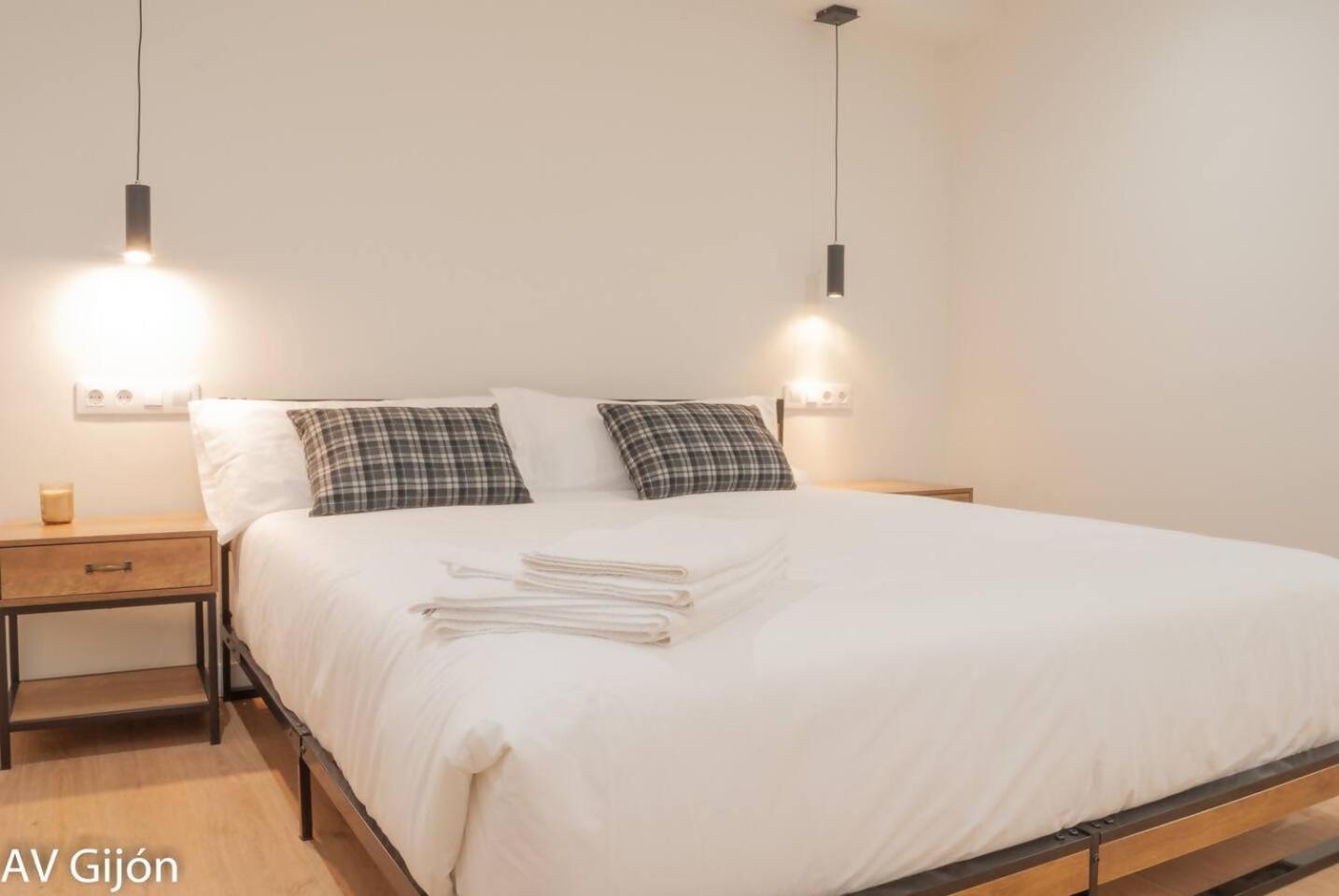 Apartamento La Playa 17 Gijón Kültér fotó
